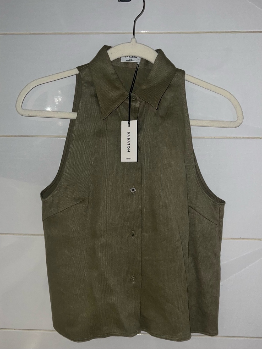 Babaton Sleeveless Blouse